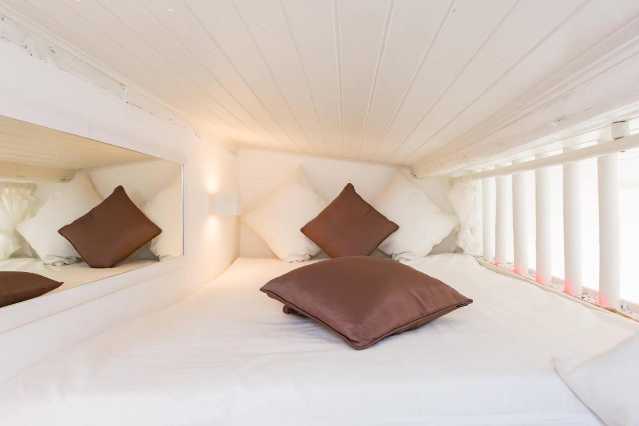 Campo Dei Fiori Luxury With Balcony Apartment Rome Luaran gambar